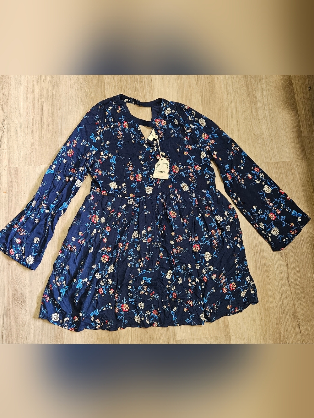 entro Navy Floral Tie-Back Long Sleeve Dress